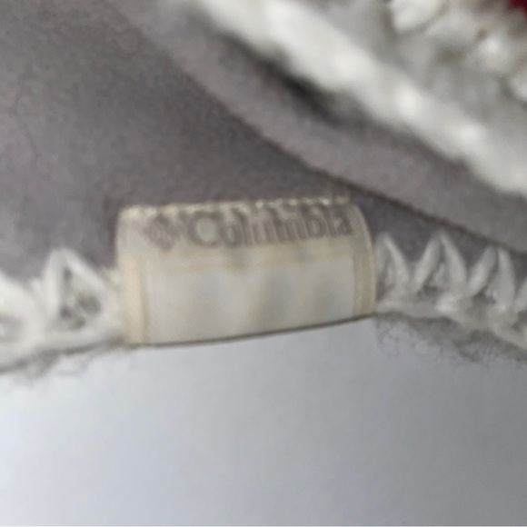 Columbia Convert Women Flap Cap Snow Beanie One Size White Red Black - Picture 2 of 4